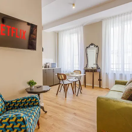 Daire Dimora D'autore - Timeless Elegance In