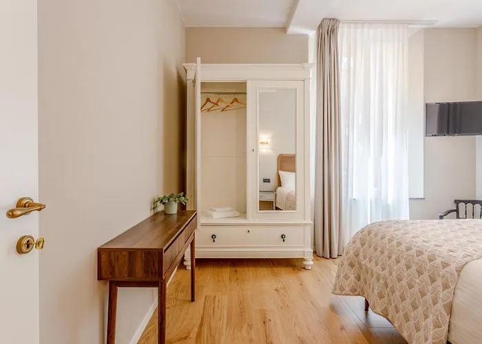 아파트 Dimora D'autore - Timeless Elegance In *